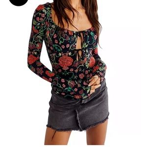 Free People
Make It Easy Floral-Print Top
